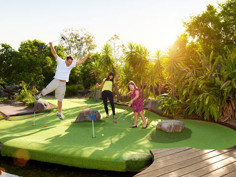 Victoria Park Golf Complex - Holiday Cairns 0