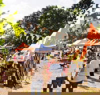 Warragul Farmers Market - Holiday Cairns