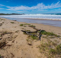 Avenue Beach - Holiday Cairns