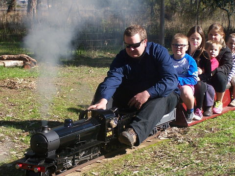 Mudgee Miniature Railway - Holiday Cairns 0