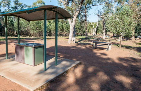 Spring Hill Picnic Area - Holiday Cairns 0