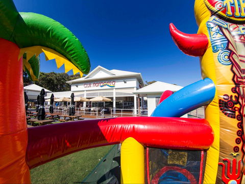 Club Narooma - Holiday Cairns 2