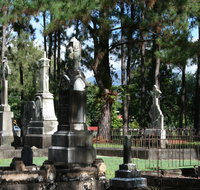McLeod Street Pioneer Cemetery Cairns - Holiday Cairns