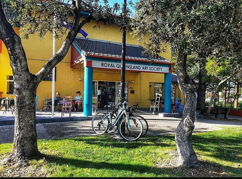 The Royal Queensland Art Society Inc. - Holiday Cairns 0