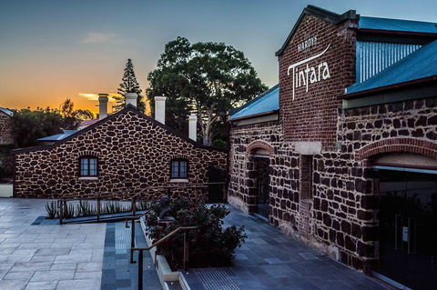 Hardys Tintara Winery - Holiday Cairns 0