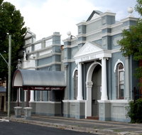 Inverell Art  Gallery - Holiday Cairns
