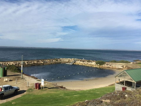 Kingscote Tidal Pool - Holiday Cairns 0