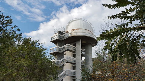 Perth Observatory - Holiday Cairns 1