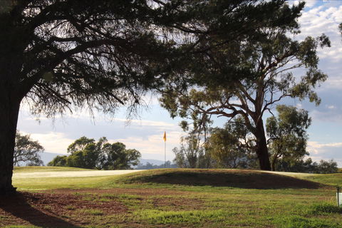 Yea Golf Club - Holiday Cairns 0