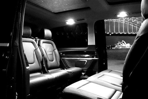 REGAL - Luxury Airport Round Trip, Bespoke Premium Transfer And Tours - Holiday Cairns 0