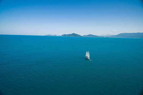 Green Island & Great Barrier Reef Sailing Cruise From Cairns - Only 25 Guests - Holiday Cairns 5