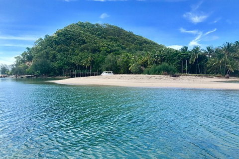 Kayak Turtle Tour From Palm Cove - Holiday Cairns 9