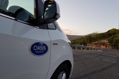 Luxury Van, Private Transfer, Cairns Airport - Port Douglas. - Holiday Cairns 1