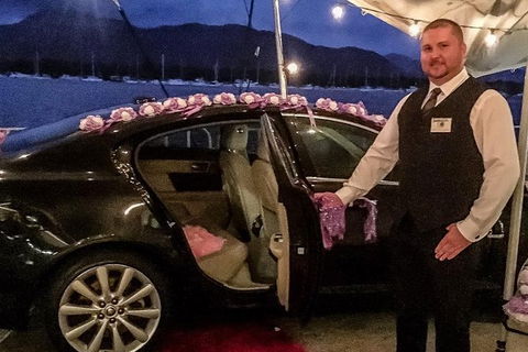 Jaguar Limousine Transfer Cairns Airport To City Or Return - Holiday Cairns 1