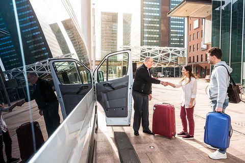 Cairns Airport (CNS) Arrival Transfer (CNS Airport To Cairns Hotels Or Address) - Holiday Cairns 9