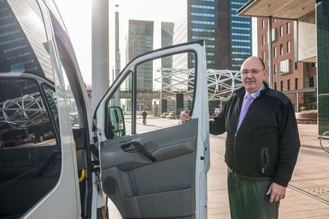 Cairns Airport (CNS) Arrival Transfer (CNS Airport To Cairns Hotels Or Address) - Holiday Cairns 7