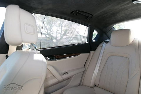 Maserati Quattroporte Limousine Transfer Cairns Airport To City - Holiday Cairns 5