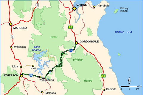 IMAX Private Transfer 7 Guests Cairns Airport To Hotels In Port Douglas - Holiday Cairns 1