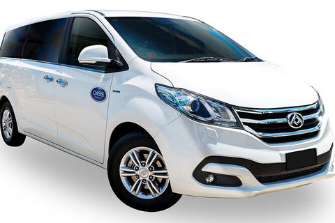 Luxury Van, Private Transfer, Cairns Airport -Trinity Beach. - Holiday Cairns 0