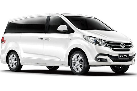 Luxury Van, Private Transfer, Cairns Airport -Trinity Beach. - Holiday Cairns 1