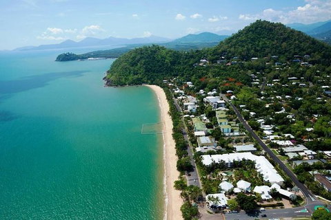 Airport Transfer - Cairns Airport To Palm Cove, Kewarra & Trinity Beaches - Holiday Cairns 3