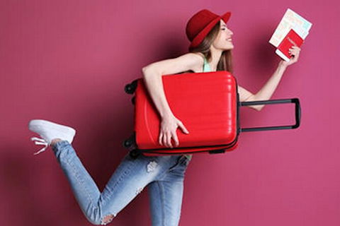 SHUTTLE - CAIRNS AIRPORT TO CAIRNS HOTELS (or Reverse) - Holiday Cairns 1