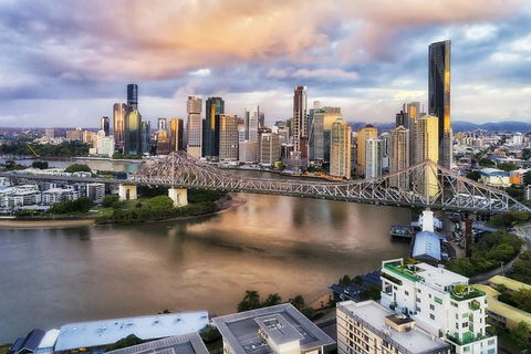 Arrival Private Transfers: Brisbane Airport BNE To Brisbane In Business Car - Holiday Cairns 5
