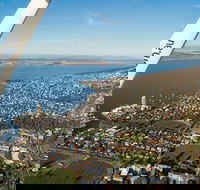 Hobart 1-Hour Learn to Fly Experience - Holiday Cairns