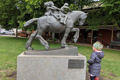 Alices Journeys Guided Walking Tours Of Daylesford - Holiday Cairns 3
