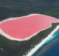 Pink Lake - Lake Hillier Esperance - Holiday Cairns