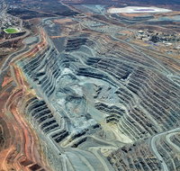 30-Minute Kalgoorlie Big Pit Scenic Flight - Holiday Cairns