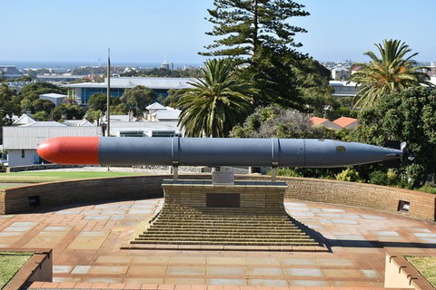 Private Tours Of Perth And Fremantle By Luxury Vehicle - Holiday Cairns 5