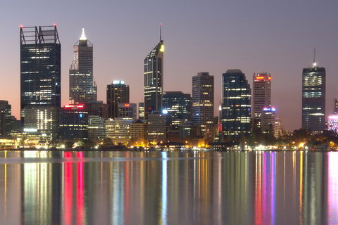 Hire Photographer, Professional Photo Shoot - Perth - Holiday Cairns 0