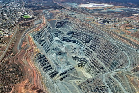 1-Hour Lake Lefroy Including Big Pit Scenic Flight From Kalgoorlie - Holiday Cairns 1