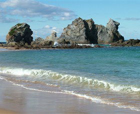 Camel Rock - Holiday Cairns 0