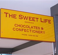 The Sweet Life Bermagui - Holiday Cairns