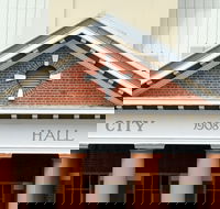 Maryborough City Hall - Holiday Cairns