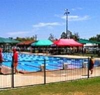 Charleville Swimming Pool - Holiday Cairns