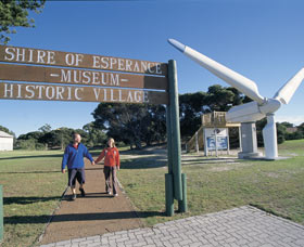 Esperance Municipal Museum - Holiday Cairns 0