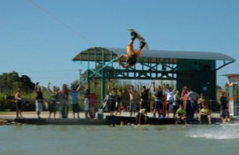 Cable Ski Cairns - Holiday Cairns 0