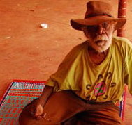 Pandanus Aboriginal Art Gallery - Holiday Cairns