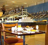 Nell's Cocktail Lounge - Holiday Cairns