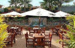 Mona Vale Hotel - Holiday Cairns 0