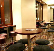 Gladstone Park Hotel - Holiday Cairns
