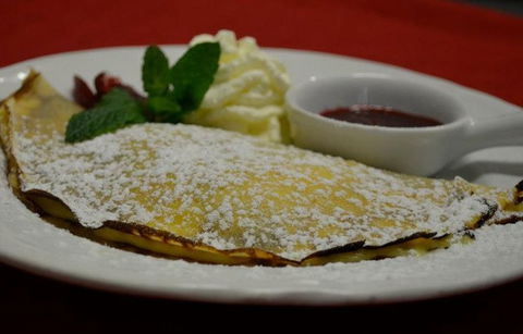 Des Alpes Swiss Restaurant - Holiday Cairns 2