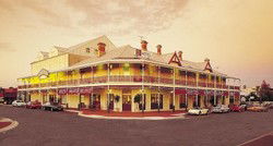 Hotel Northbridge - Holiday Cairns 0