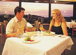 The Frontier Hotel - Holiday Cairns 1
