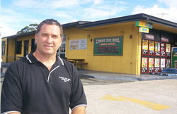 Cabbage Tree Hotel - Holiday Cairns 1