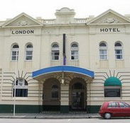 The London Hotel - Holiday Cairns