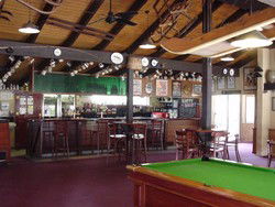 Harrietville Hotel Motel - Holiday Cairns 3